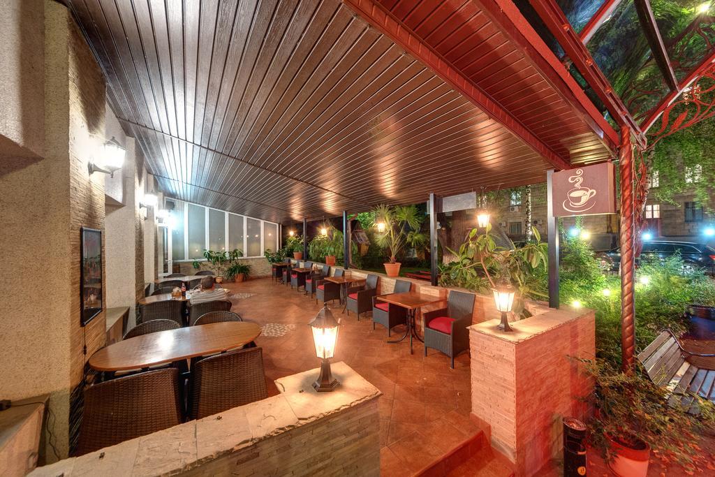 Aleksandria Hotel Kyiv Exterior photo