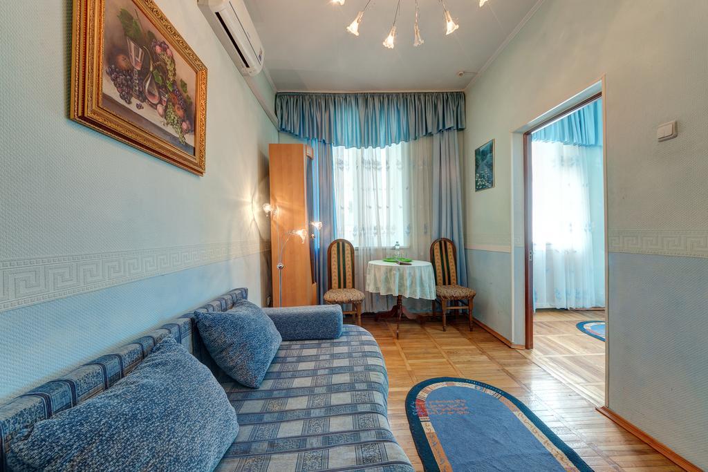 Aleksandria Hotel Kyiv Exterior photo