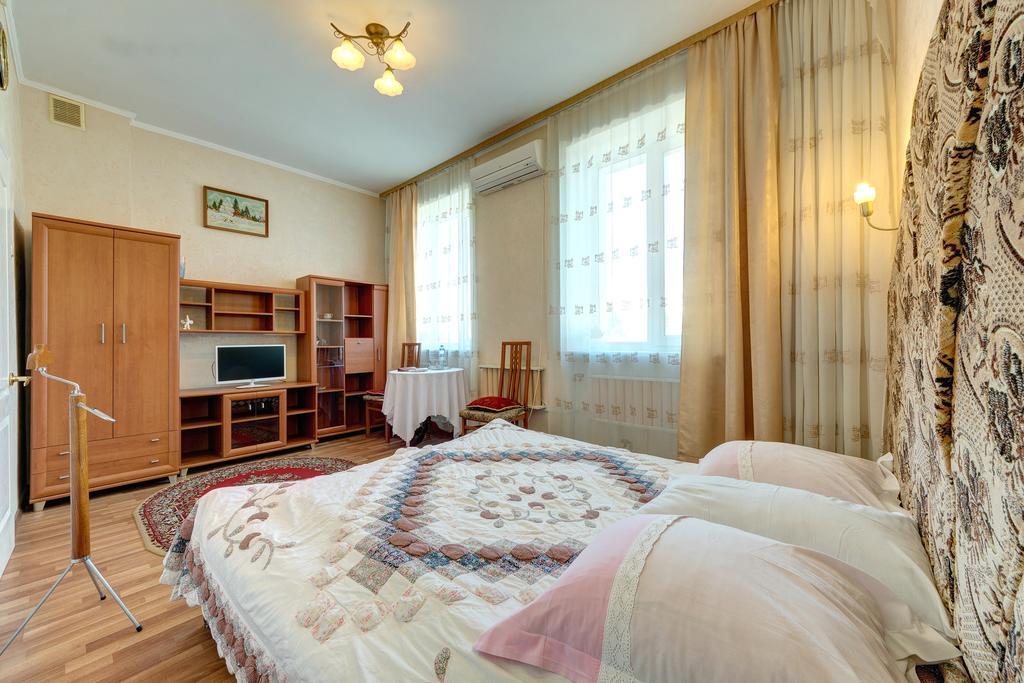Aleksandria Hotel Kyiv Exterior photo
