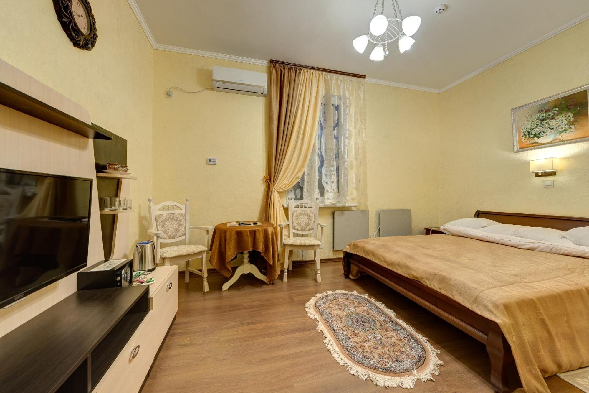 Aleksandria Hotel Kyiv Exterior photo