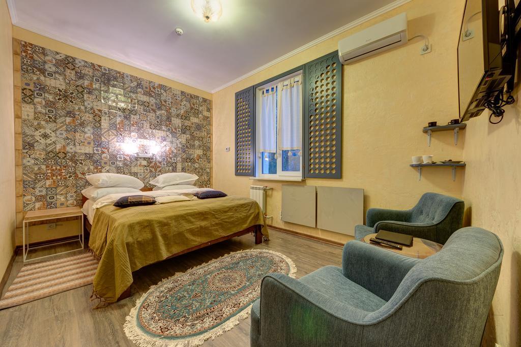 Aleksandria Hotel Kyiv Exterior photo